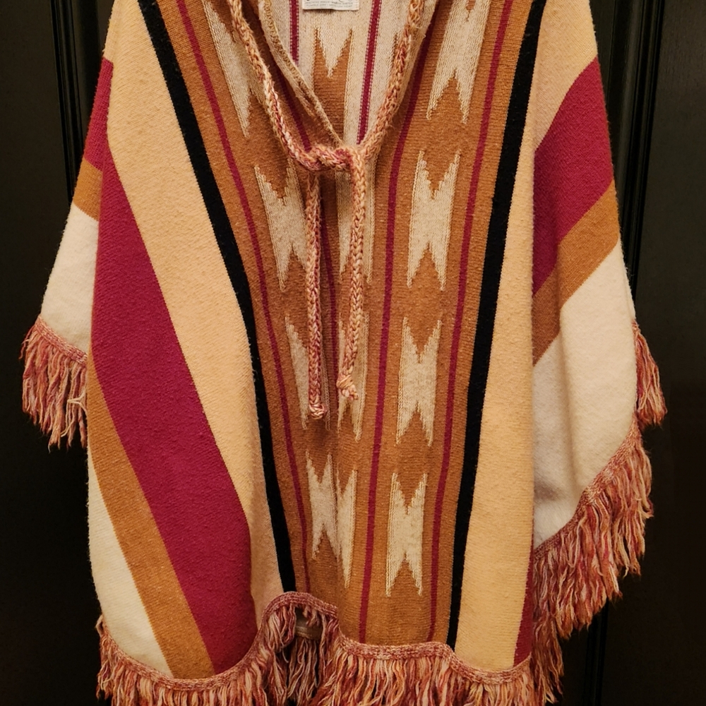 Vintage 70's Cuddle Knit South Western Hooded Fringe Poncho~OSFM - Picture 3 of 11